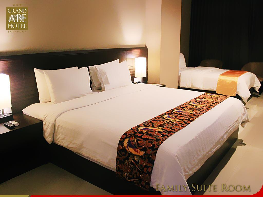 Grand Abe Hotel Jayapura Exterior foto